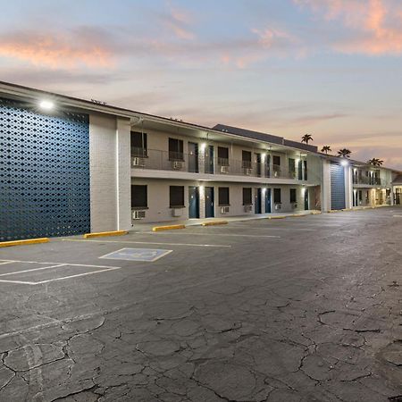 Travel Inn Phoenix Ngoại thất bức ảnh