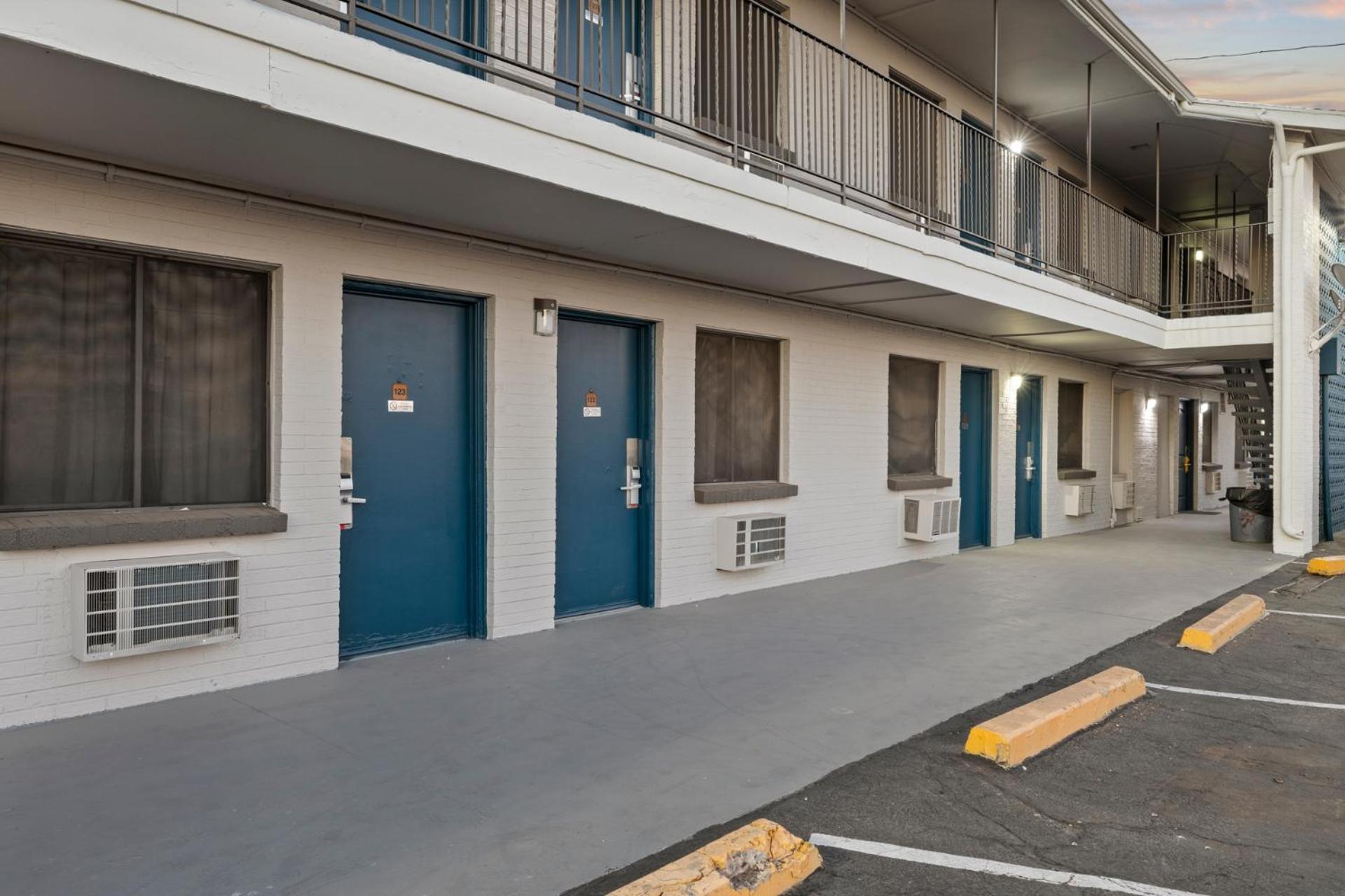 Travel Inn Phoenix Ngoại thất bức ảnh